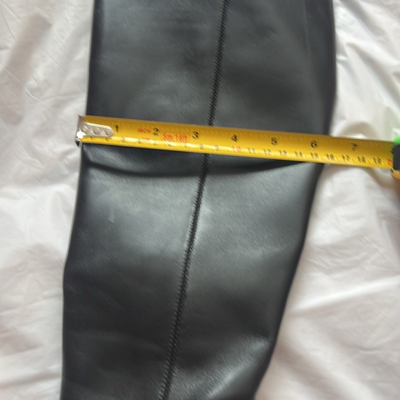 Women’s leather boots - Picture 9 of 13